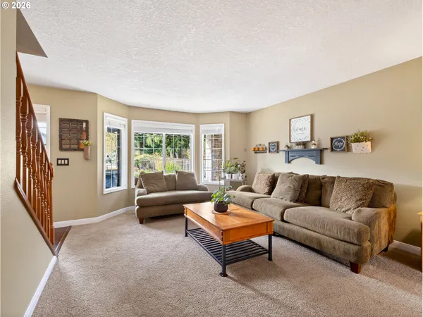 $695,000 | 20517 Southwest 98th Court, Tualatin, OR 97062