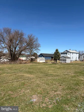 $75,000 | 204 West 5th Avenue, Ranson, WV 25438