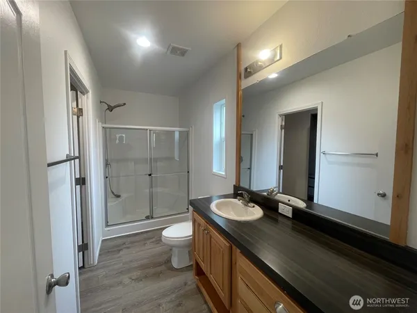 $1,995 | 310 East Wood Lane, Shelton, WA 98584