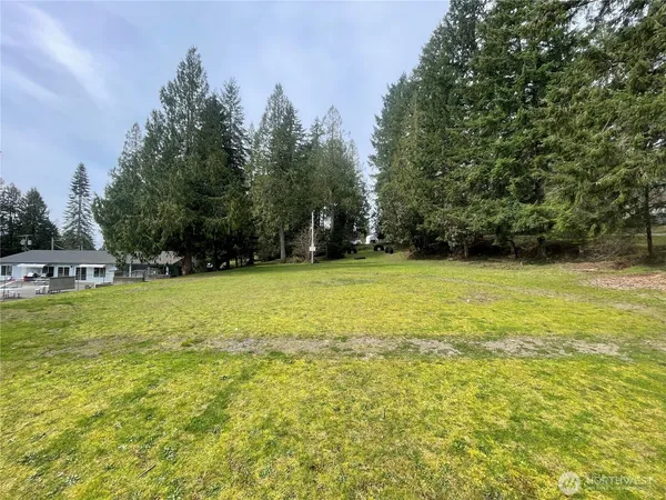 $1,995 | 310 East Wood Lane, Shelton, WA 98584