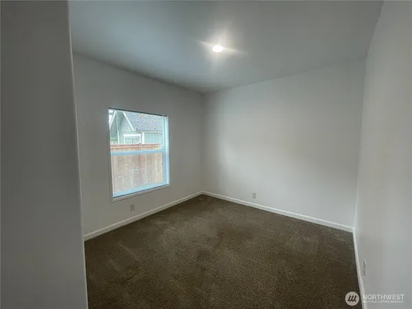 $1,995 | 310 East Wood Lane, Shelton, WA 98584