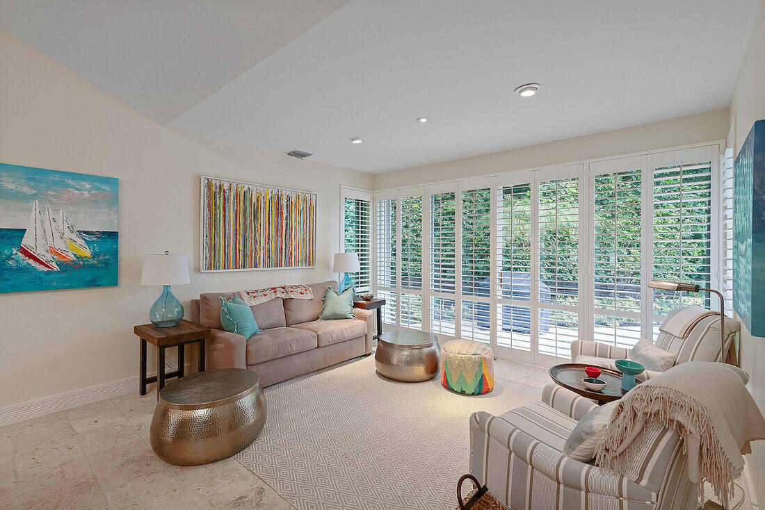 2901 Captains Way Jupiter, FL 33477 - Photo 14 of 34 32C_379_3996341_1321973742_5