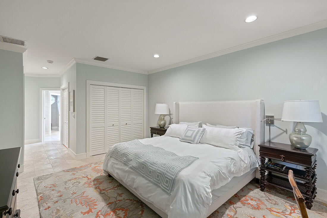 2901 Captains Way Jupiter, FL 33477 - Photo 17 of 34 36C_B9_3996341_1321973722_5