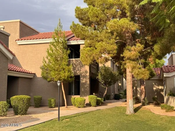 $1,000 | 2929 West Yorkshire Drive, Unit 2020, Phoenix, AZ 85027