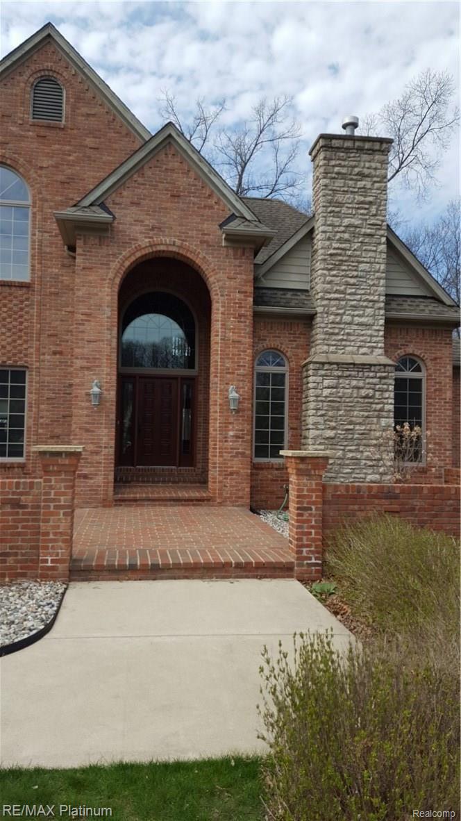 522 Timbermill Lane Howell, MI 48843 - Photo 24 of 29 20160420_113959.jpg