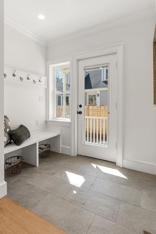 185 Winslow Road Newton, MA 02468 - Photo 6 of 23