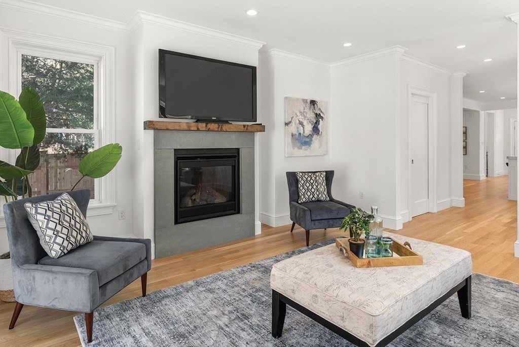 185 Winslow Road Newton, MA 02468 - Photo 8 of 23