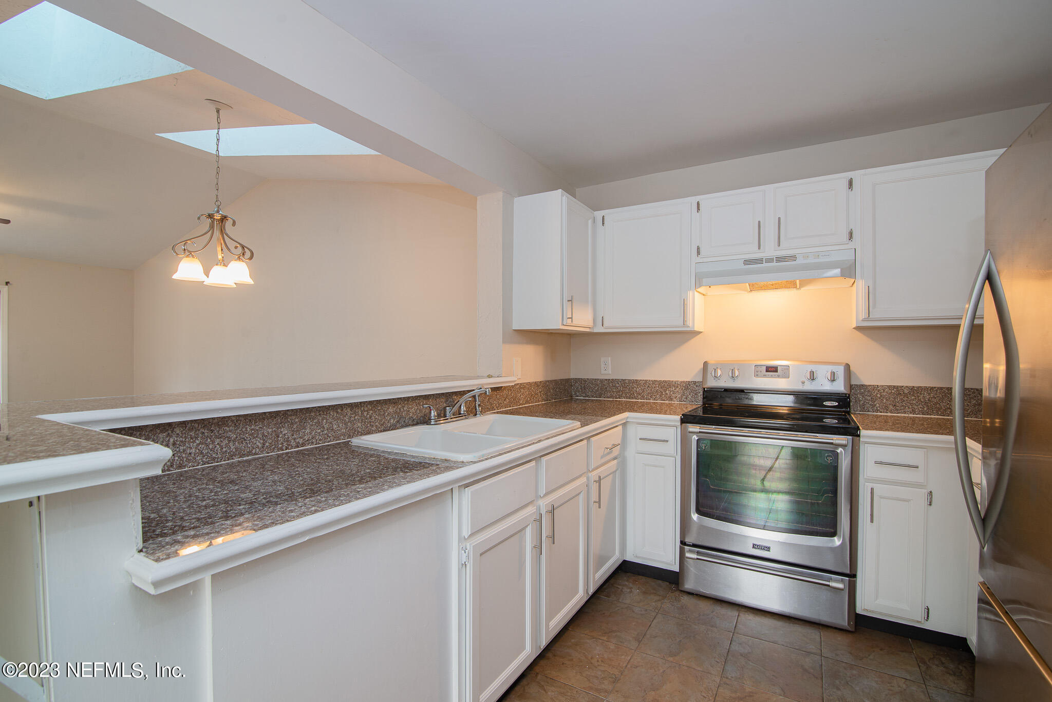 2406 Bitternut Way Jacksonville, FL 32246 - Photo 7 of 29 SS Appliances