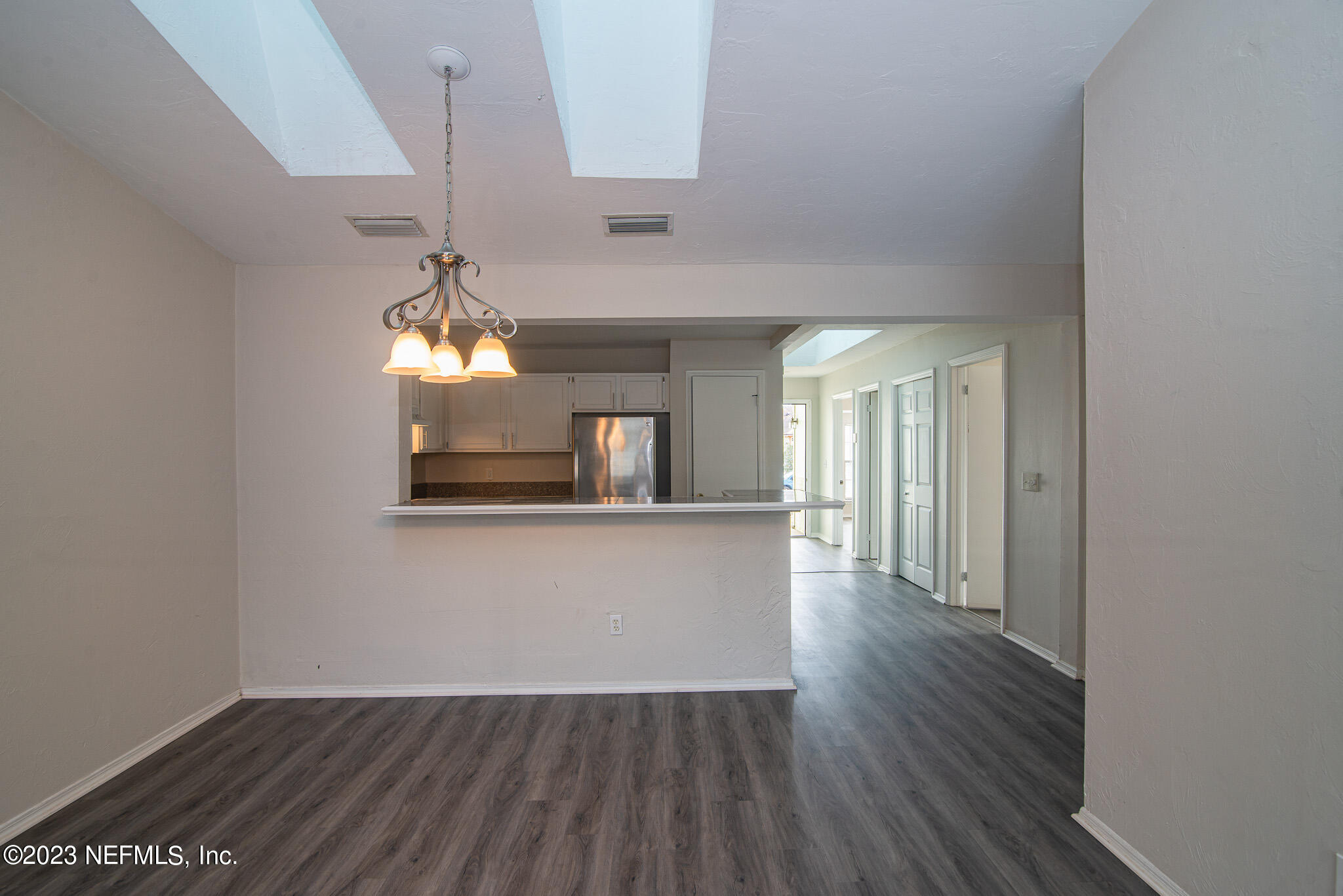 2406 Bitternut Way Jacksonville, FL 32246 - Photo 9 of 29 Dinning Area - Skylights