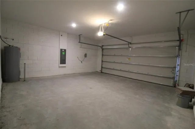 $2,100 | 263 Hayley Street, Lake Wales, FL 33859