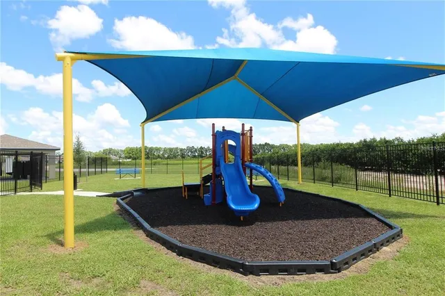 $2,100 | 263 Hayley Street, Lake Wales, FL 33859