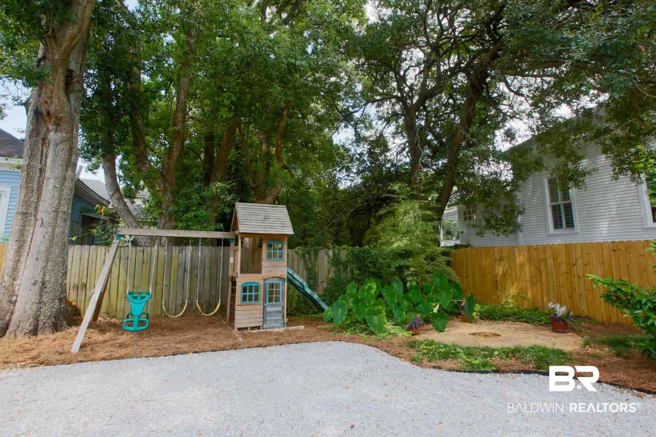 1320 Dauphin Street Mobile, AL 36604 - Photo 27 of 32