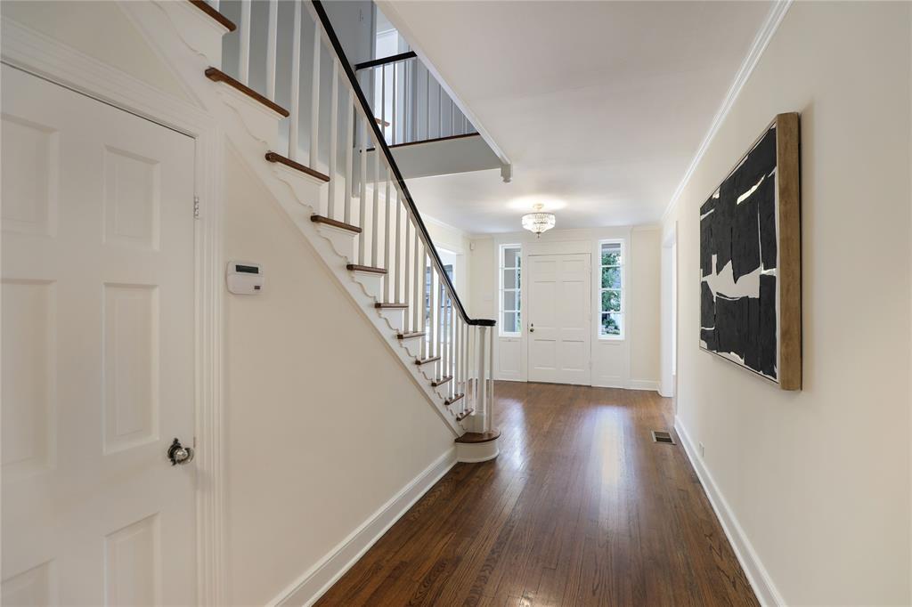 1102 Howell Street McKinney, TX 75069 - Photo 14 of 40 Beautiful entry