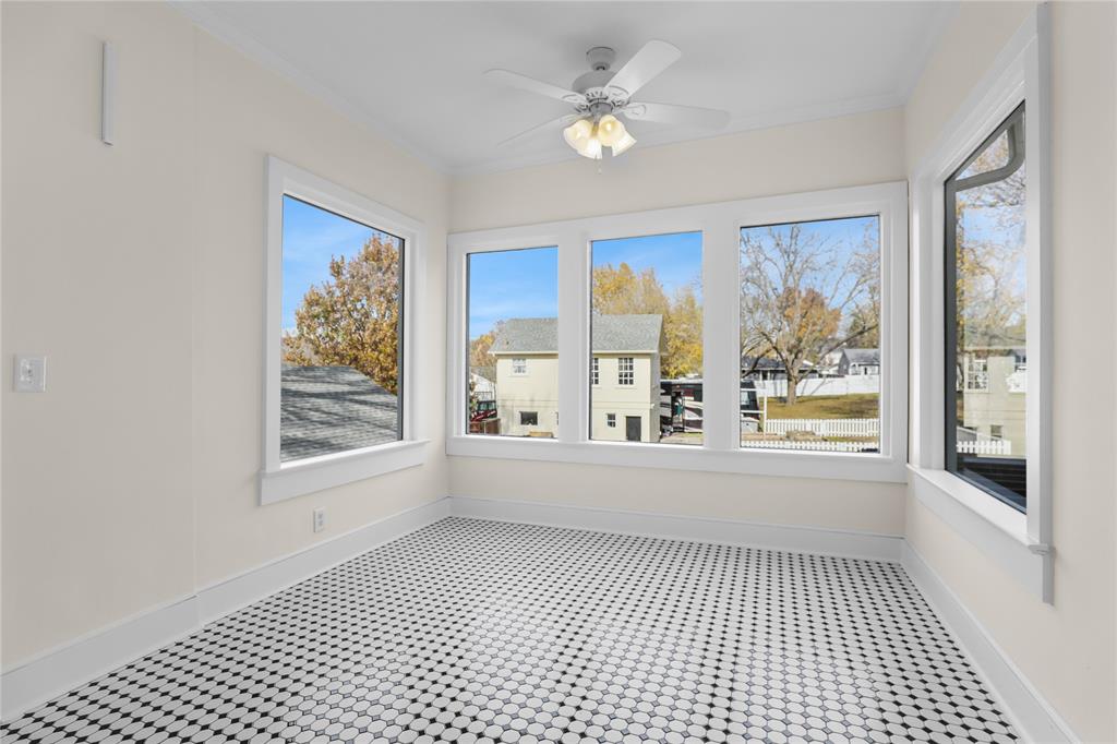 1102 Howell Street McKinney, TX 75069 - Photo 25 of 40 Large sitting / laundry room attached to the primary bath!