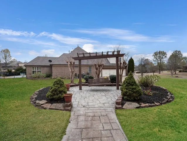 $575,000 | 104 Lochmeade Drive, Atoka, TN 38004