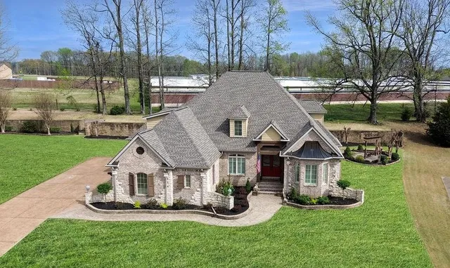 $575,000 | 104 Lochmeade Drive, Atoka, TN 38004