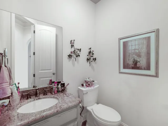 $575,000 | 104 Lochmeade Drive, Atoka, TN 38004