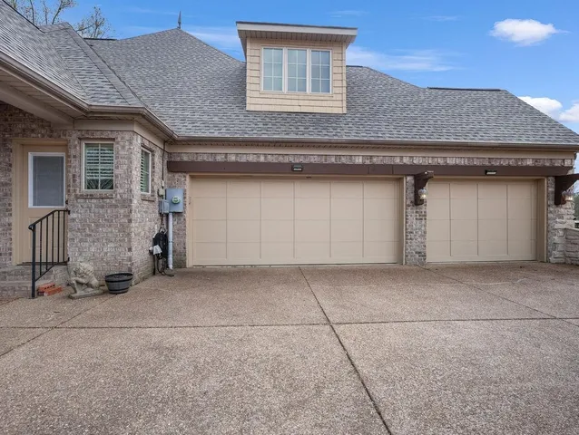 $575,000 | 104 Lochmeade Drive, Atoka, TN 38004