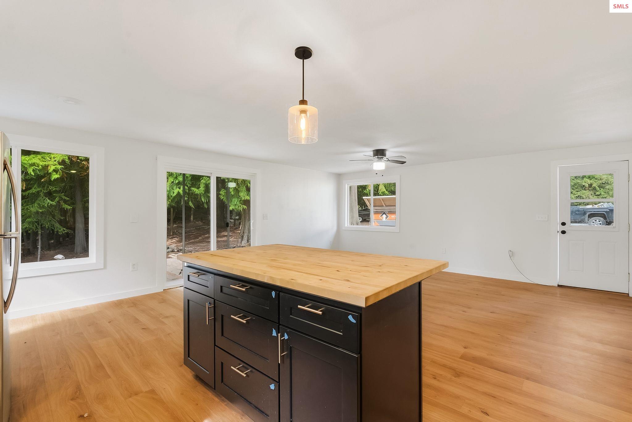 1720 Camp Bay Road Sagle, ID 83860 - Photo 11 of 45 Gallery Image 11