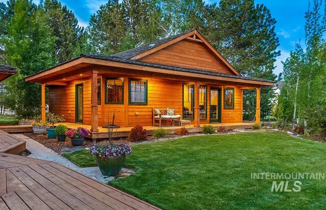 $1,790,000 | 999 North Cow Horse Drive, Kuna, ID 83634