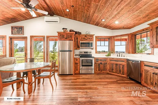 $1,790,000 | 999 North Cow Horse Drive, Kuna, ID 83634