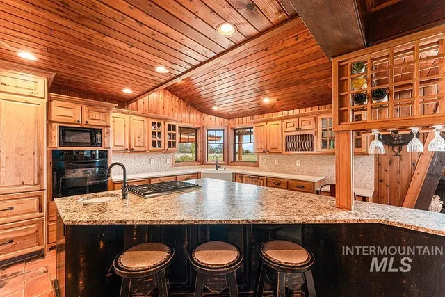 $1,790,000 | 999 North Cow Horse Drive, Kuna, ID 83634