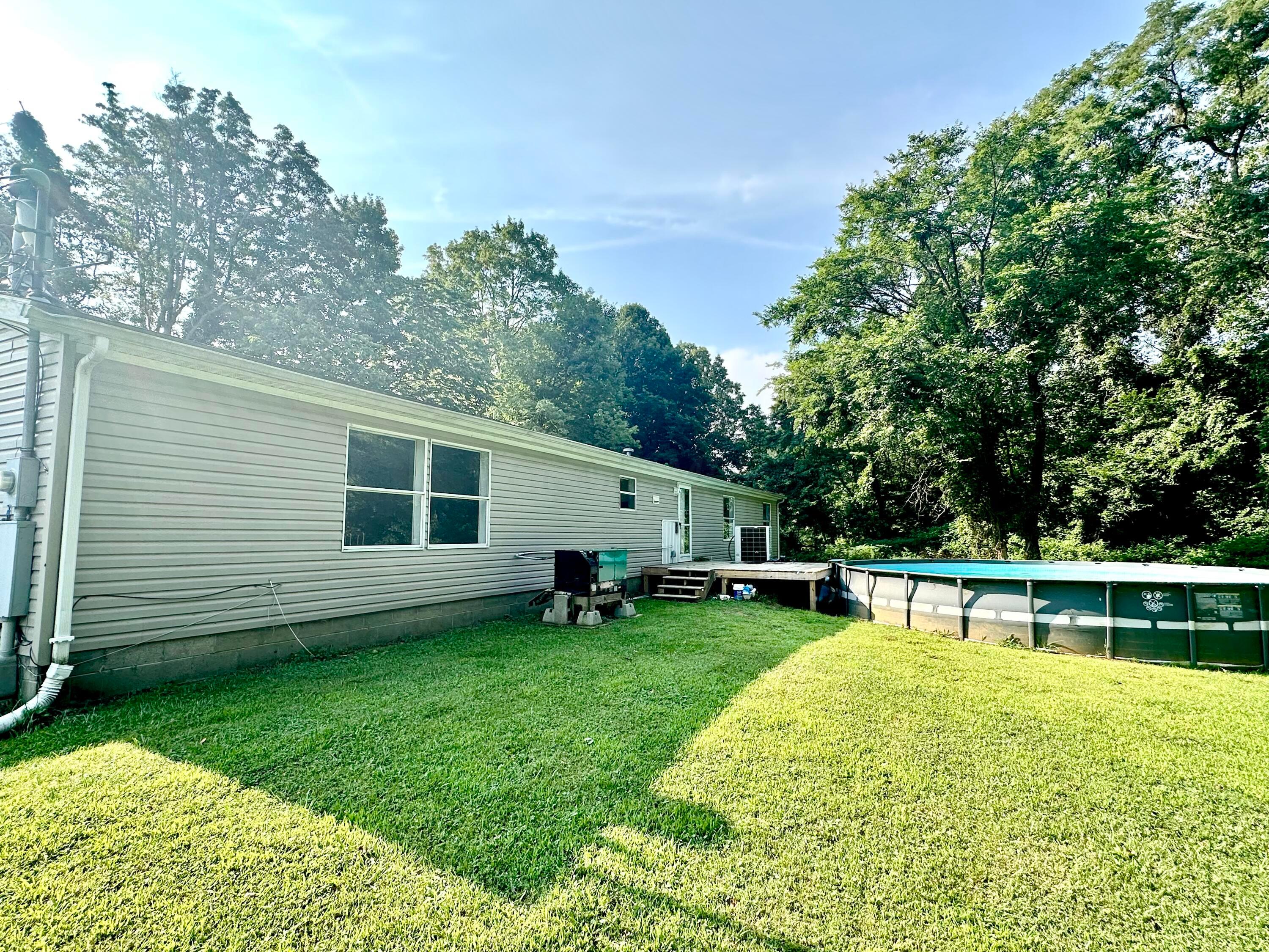 6545 Pleasantview Road Southeast Lancaster, OH 43130 - Photo 4 of 24 Rear