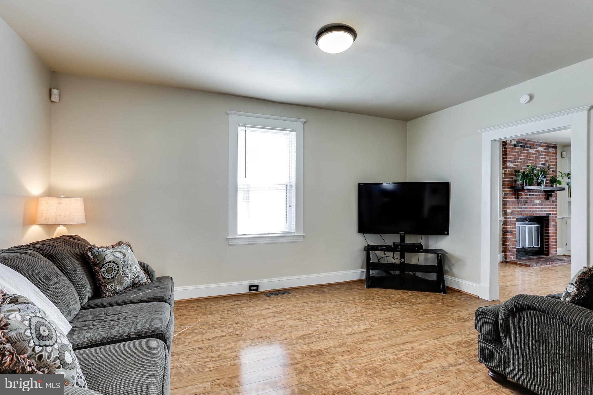 3633 Old Milford Mill Road Baltimore, MD 21244 - Photo 3 of 30 LARGE LIVING ROOM