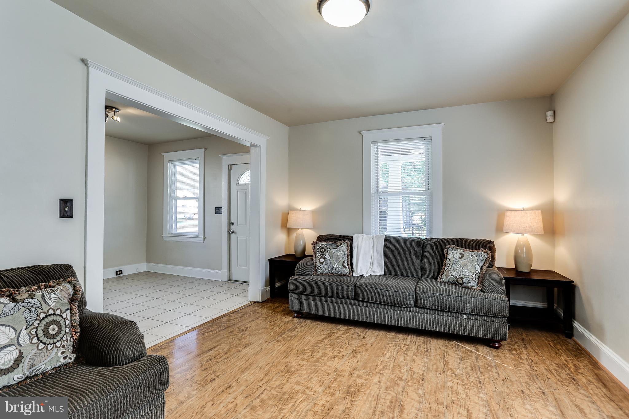 3633 Old Milford Mill Road Baltimore, MD 21244 - Photo 4 of 30 LIVING ROOM