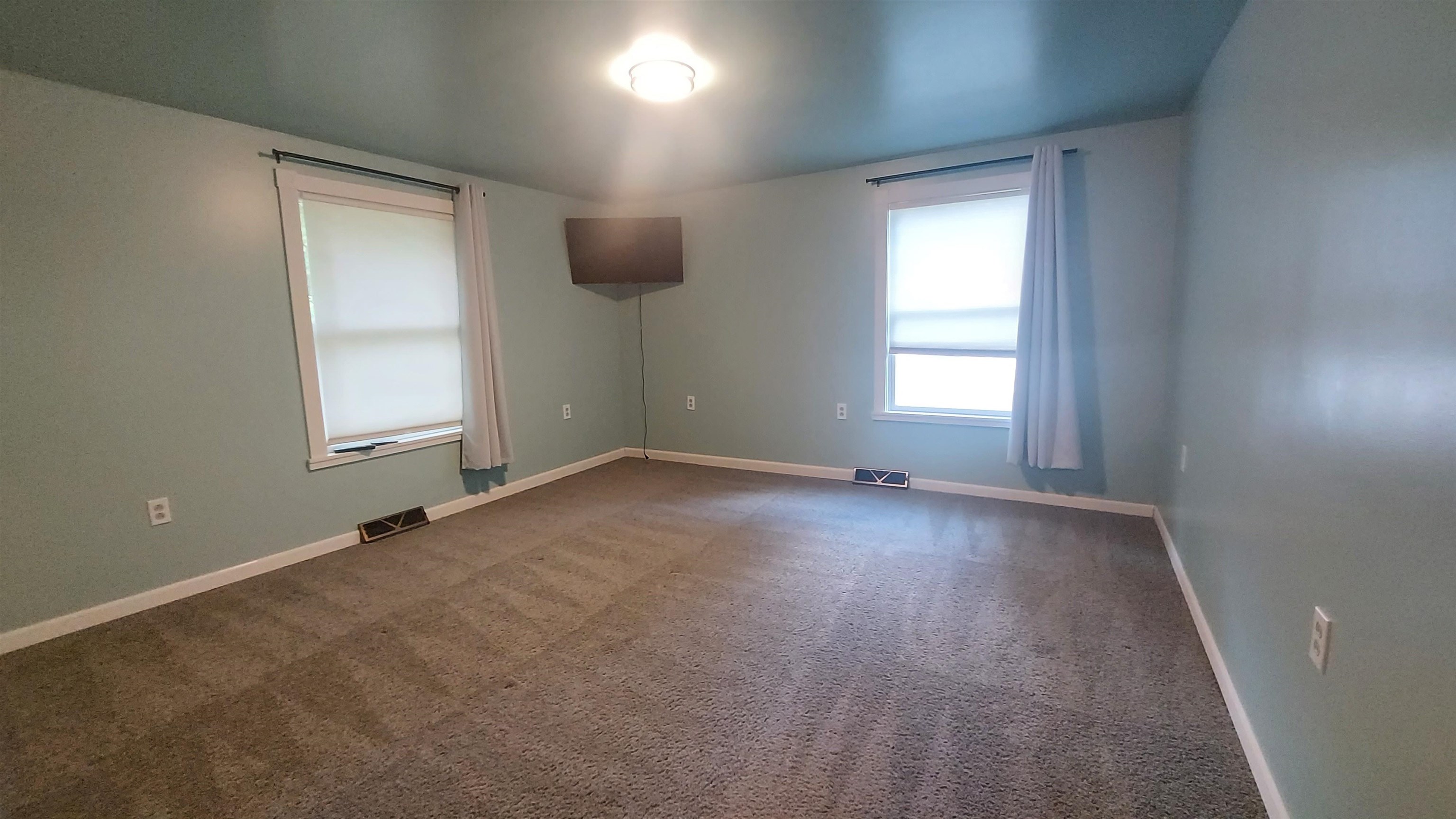 91 West Gilford Road Caro, MI 48723 - Photo 16 of 37 Gallery Image 16