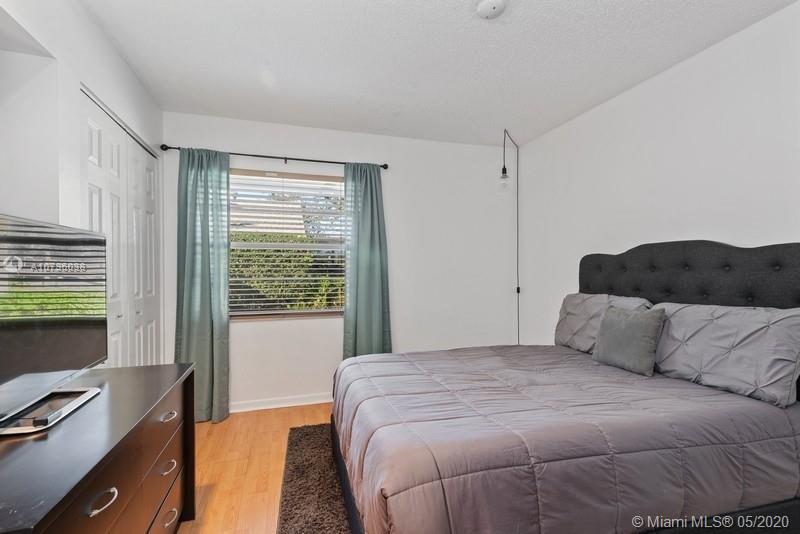 73 Ivy Road Hollywood, FL 33021 - Photo 11 of 15 Gallery Image 11