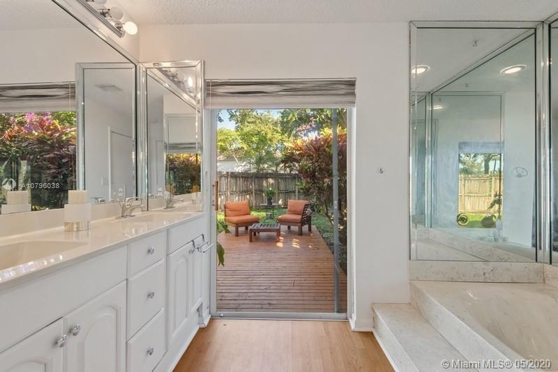 73 Ivy Road Hollywood, FL 33021 - Photo 8 of 15 Gallery Image 8
