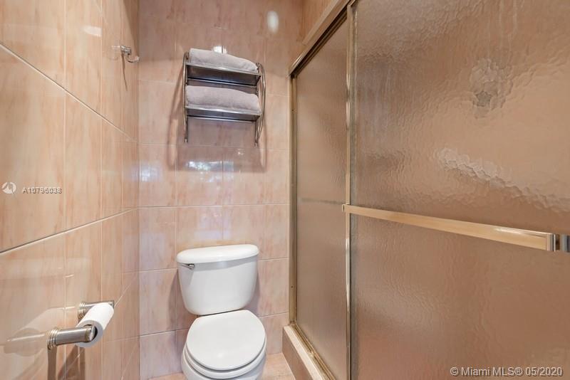 73 Ivy Road Hollywood, FL 33021 - Photo 9 of 15 Gallery Image 9