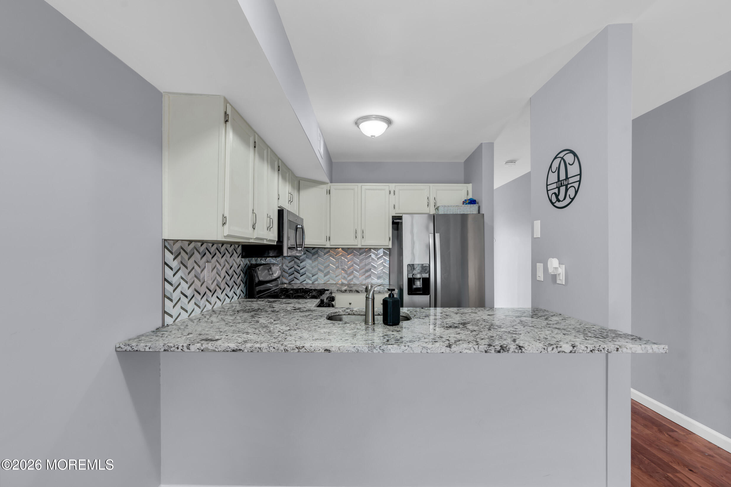 37 Queens Way Englishtown, NJ 07726 - Photo 14 of 35 5 (10)