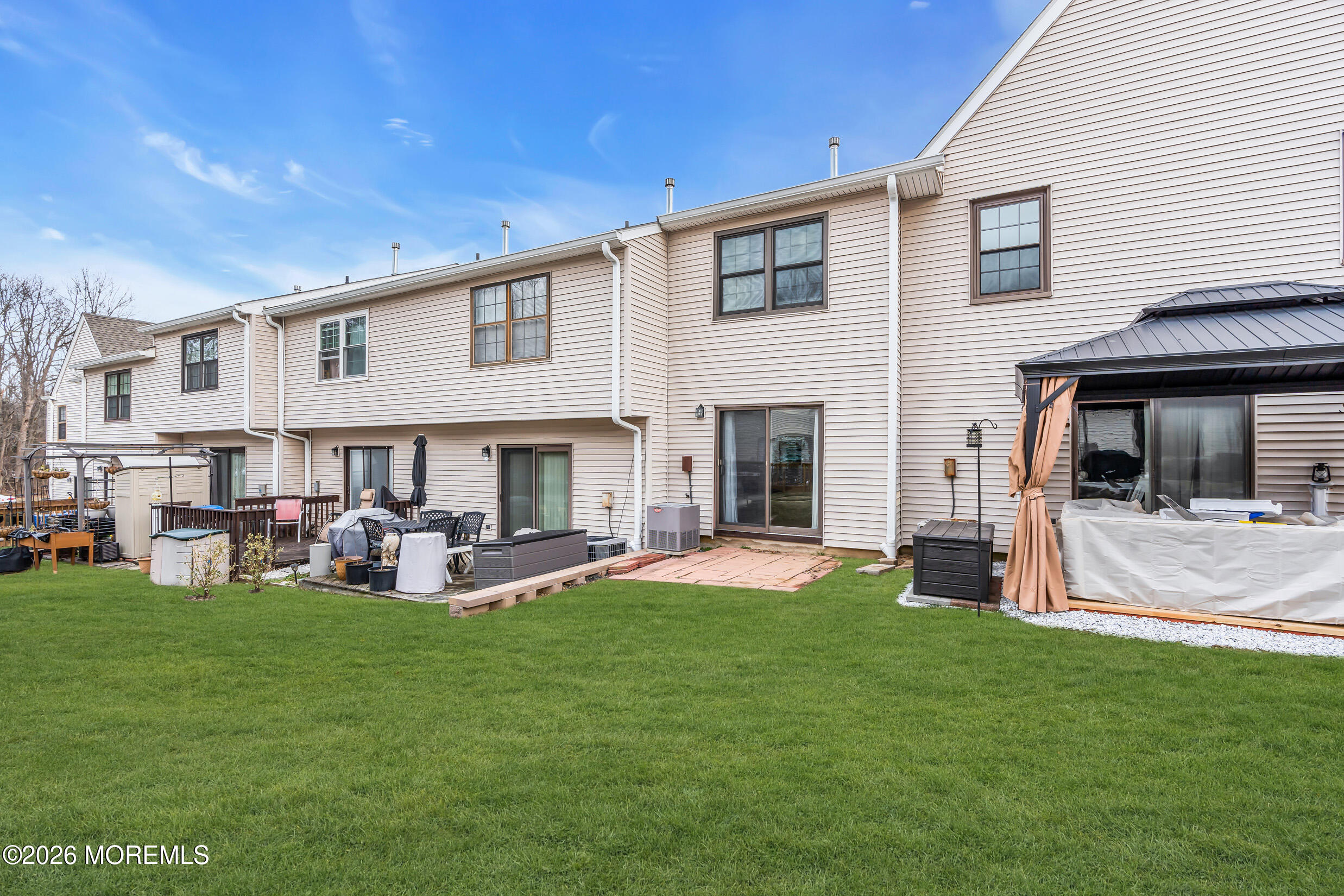 37 Queens Way Englishtown, NJ 07726 - Photo 24 of 35 10 (3)