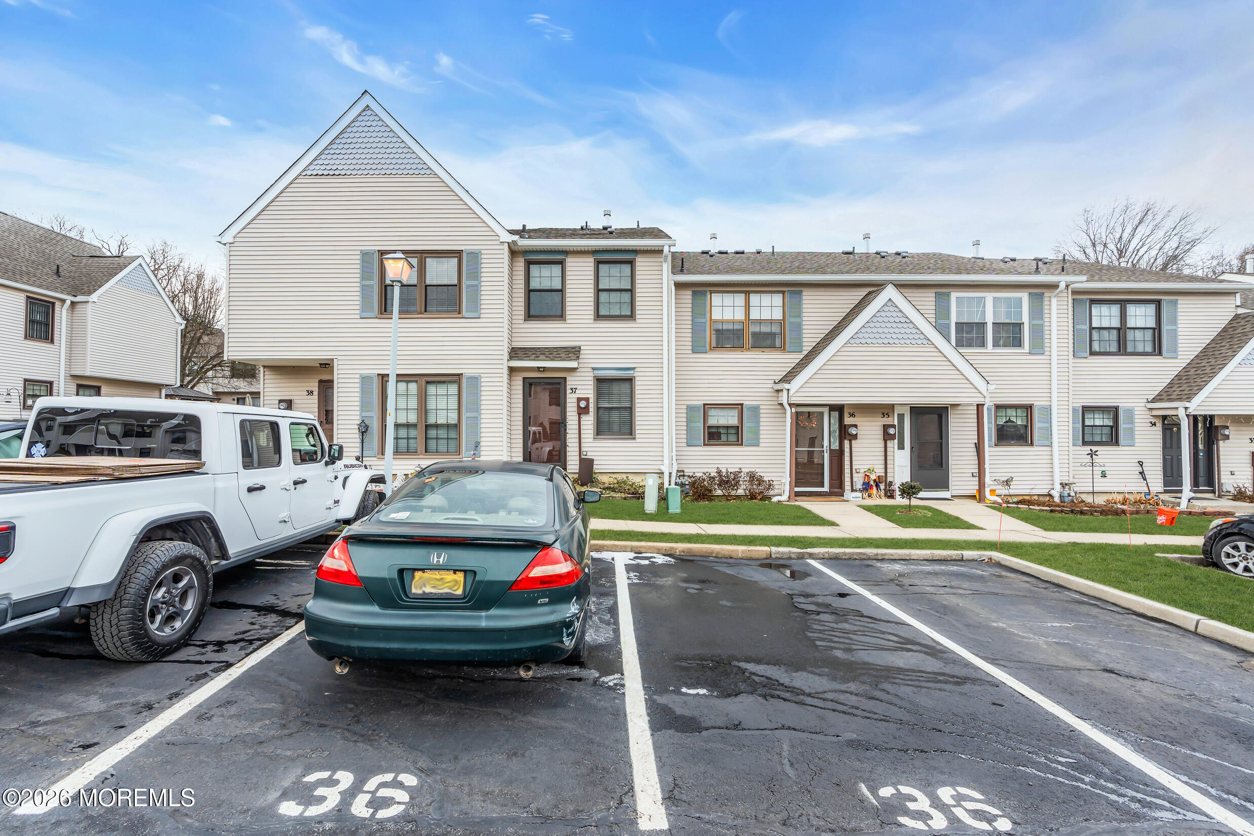 37 Queens Way Englishtown, NJ 07726 - Photo 28 of 35 11 (2)