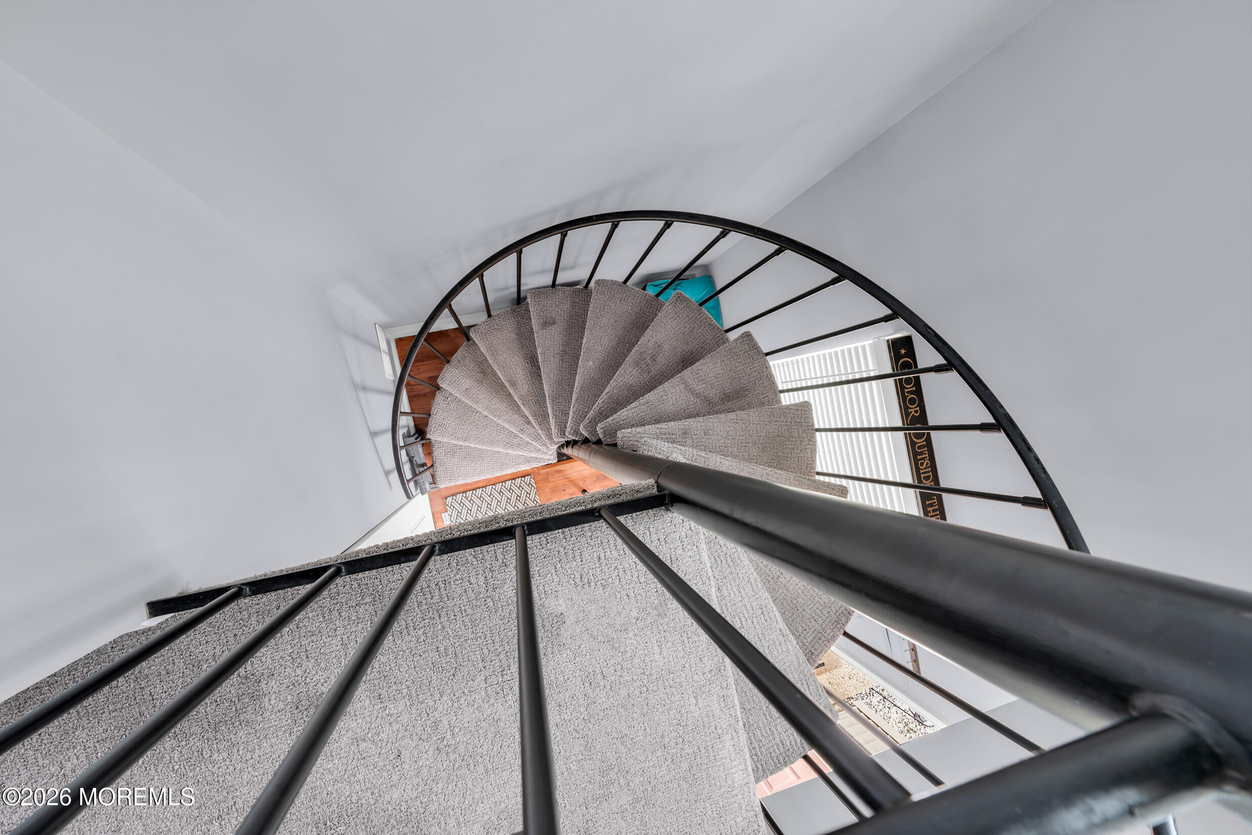 37 Queens Way Englishtown, NJ 07726 - Photo 6 of 35 5 (2)