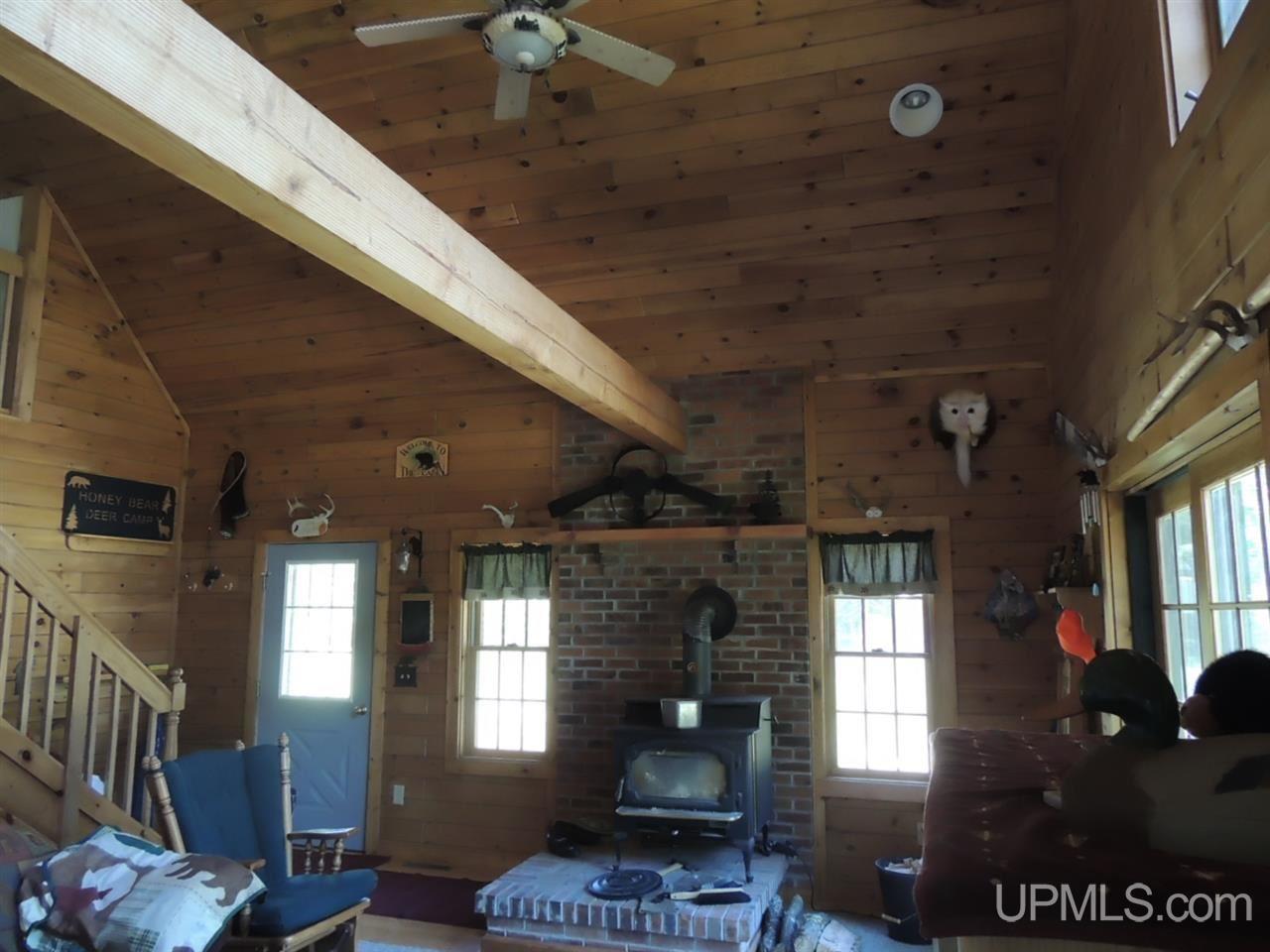 6652 Pp Road Garden, MI 49835 - Photo 5 of 19