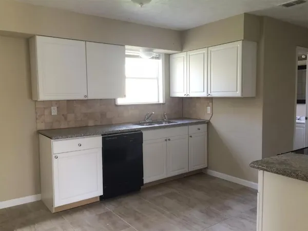 $1,415 | 3005 Millmar Drive, Dallas, TX 75228