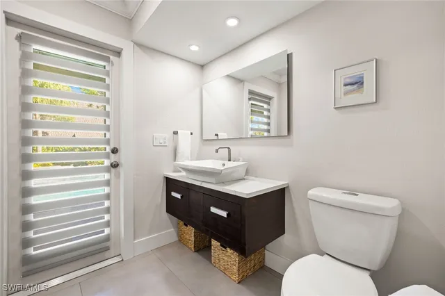 $820,000 | 5610 Sundown Harbor Court, Fort Myers, FL 33919