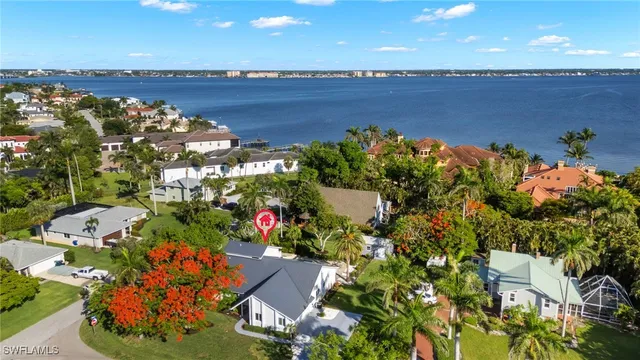 $820,000 | 5610 Sundown Harbor Court, Fort Myers, FL 33919