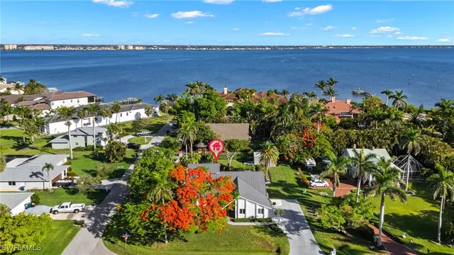 $820,000 | 5610 Sundown Harbor Court, Fort Myers, FL 33919