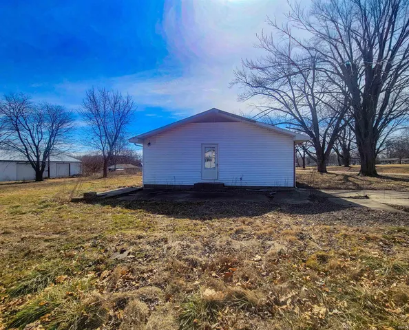 $49,999 | 1799 South 4th Street, Merom, IN 47861