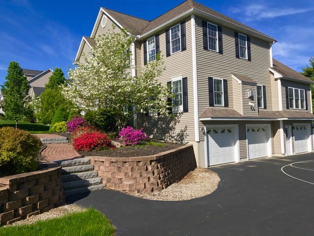 44 Overton Road Windham, NH 03087 - Photo 2 of 39