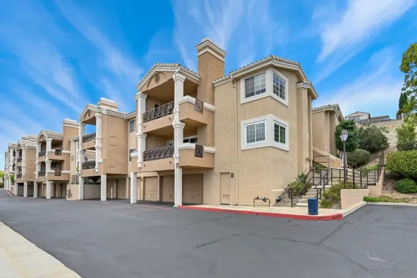 $697,900 | 3101 Sirena Vista Way, Unit 129, Carlsbad, CA 92009