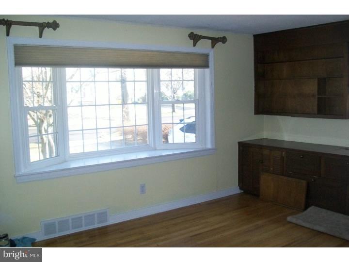 47 Gedney Road Lawrenceville, NJ 08648 - Photo 11 of 19 Gallery Image 11