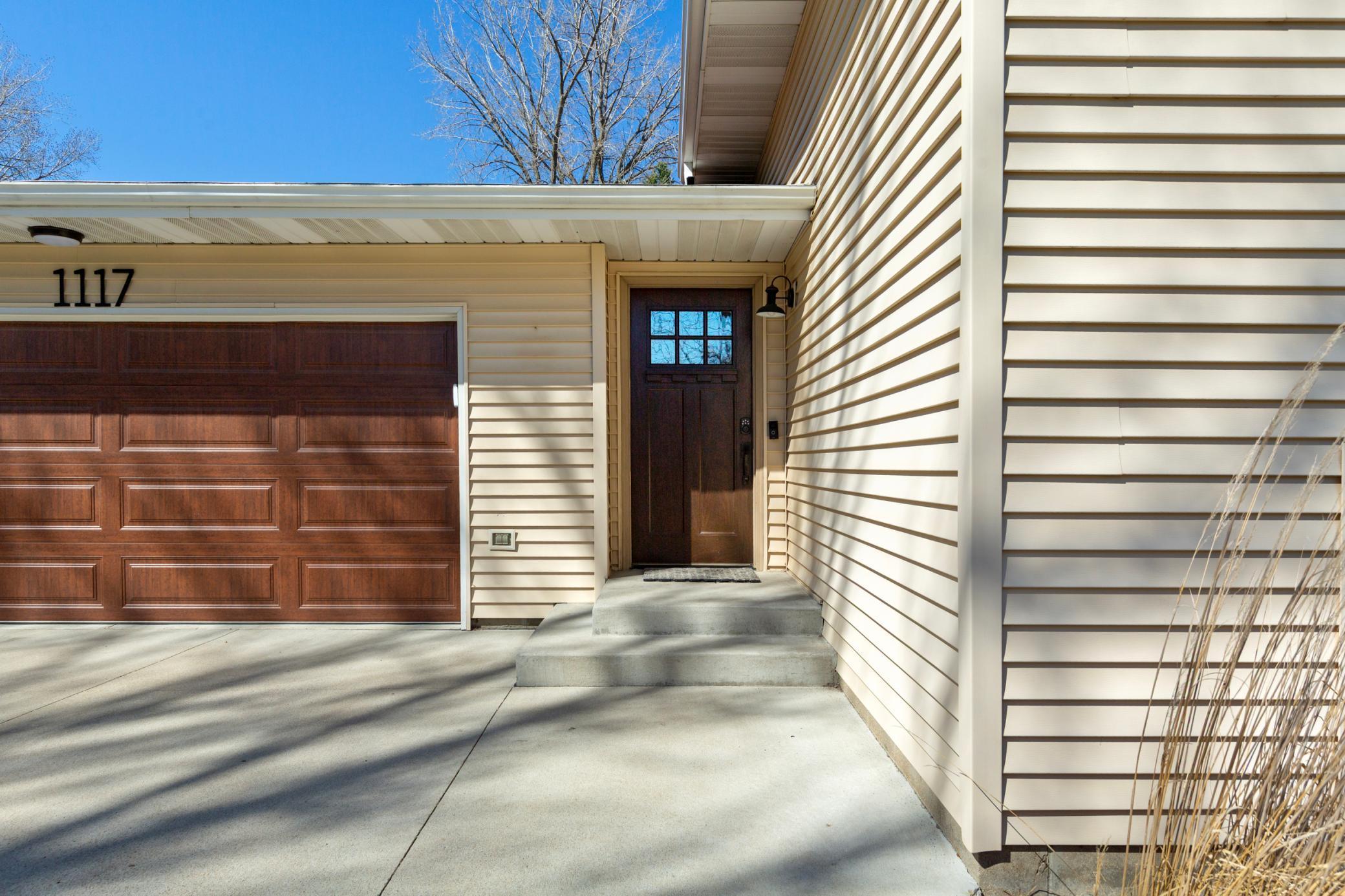 1117 Eastgate Road Albert Lea, MN 56007 - Photo 5 of 47