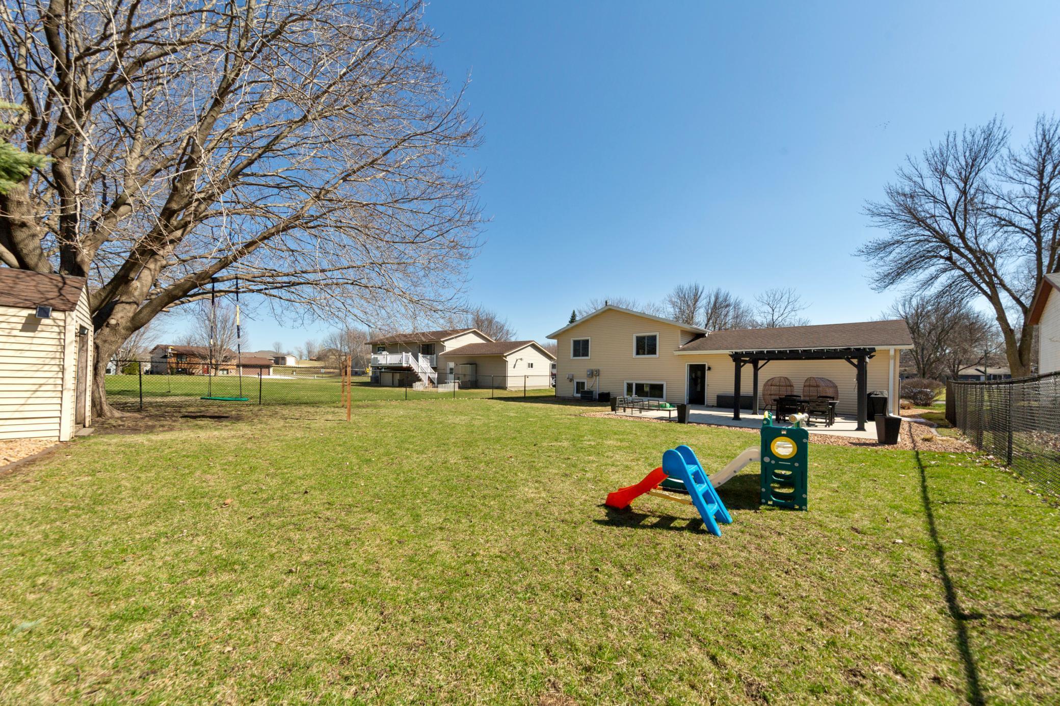 1117 Eastgate Road Albert Lea, MN 56007 - Photo 6 of 47