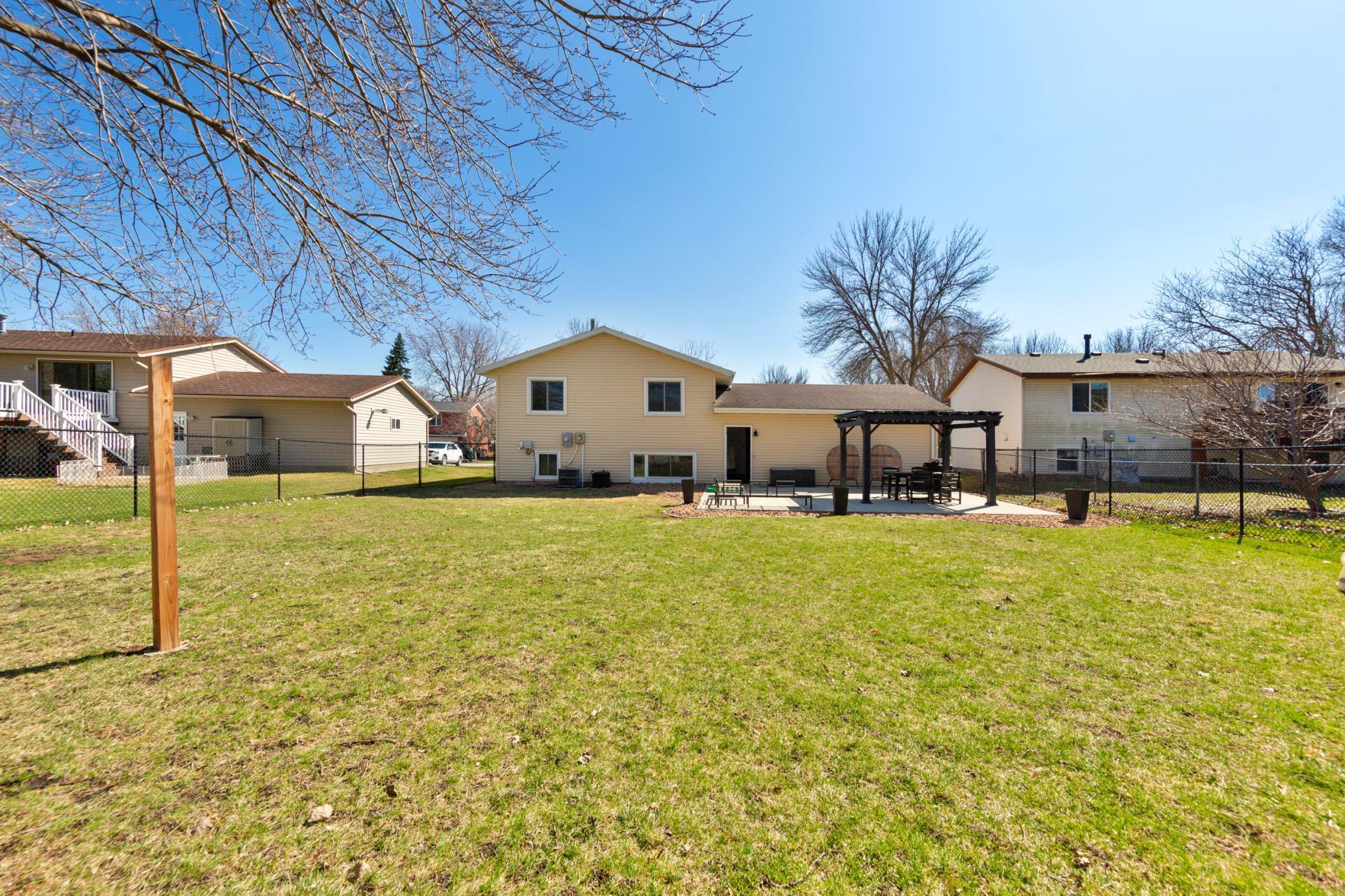 1117 Eastgate Road Albert Lea, MN 56007 - Photo 7 of 47