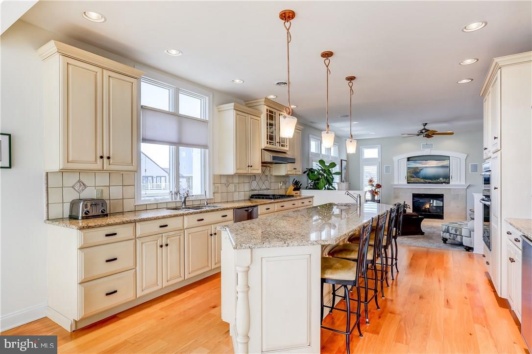 51 Diane Road Manahawkin, NJ 08050 - Photo 8 of 36 Gallery Image 8